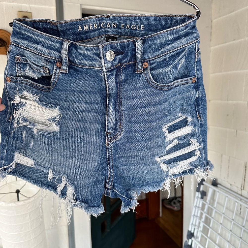 American Eagle stretch mom shorts size 4